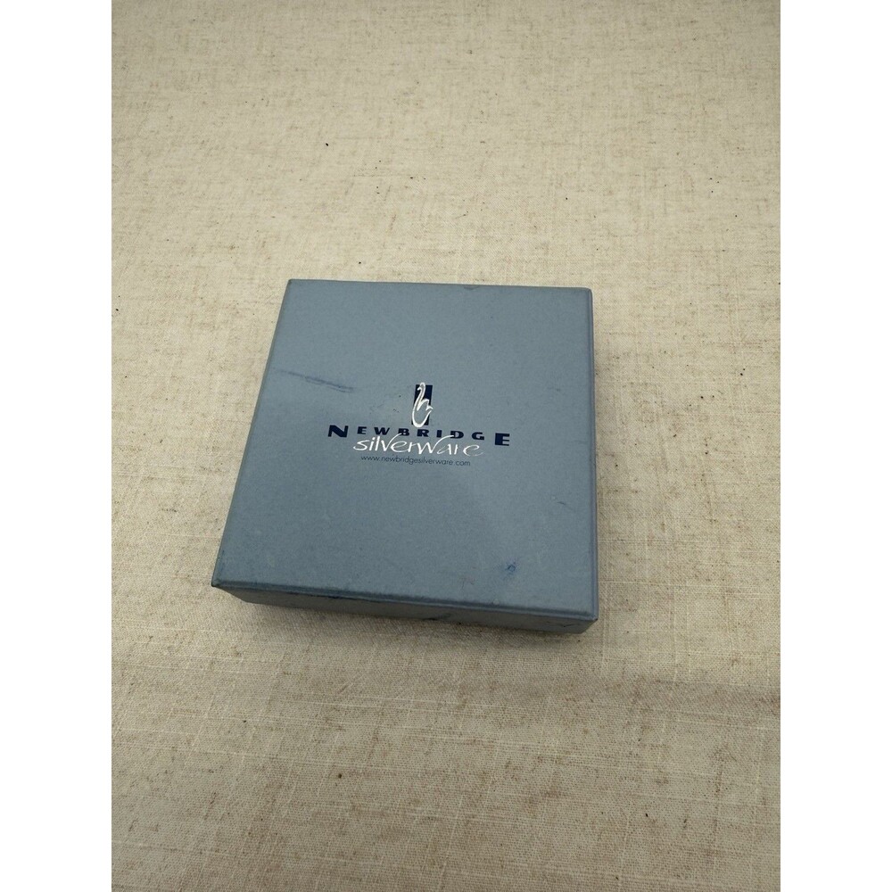 Newbridge Silverware Perfume Atomizer Travel Set 2 Spray Bottles Case